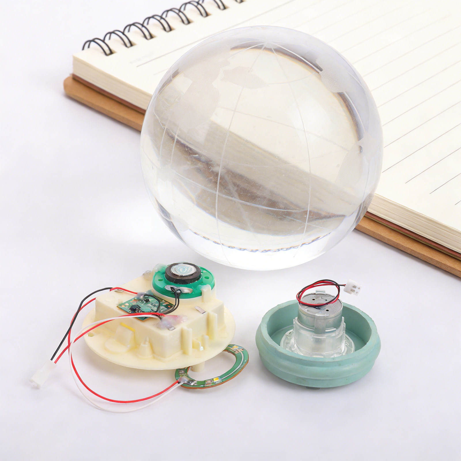 Механизм для снежного шара с м – обзор и цена Plastic Dome Clear